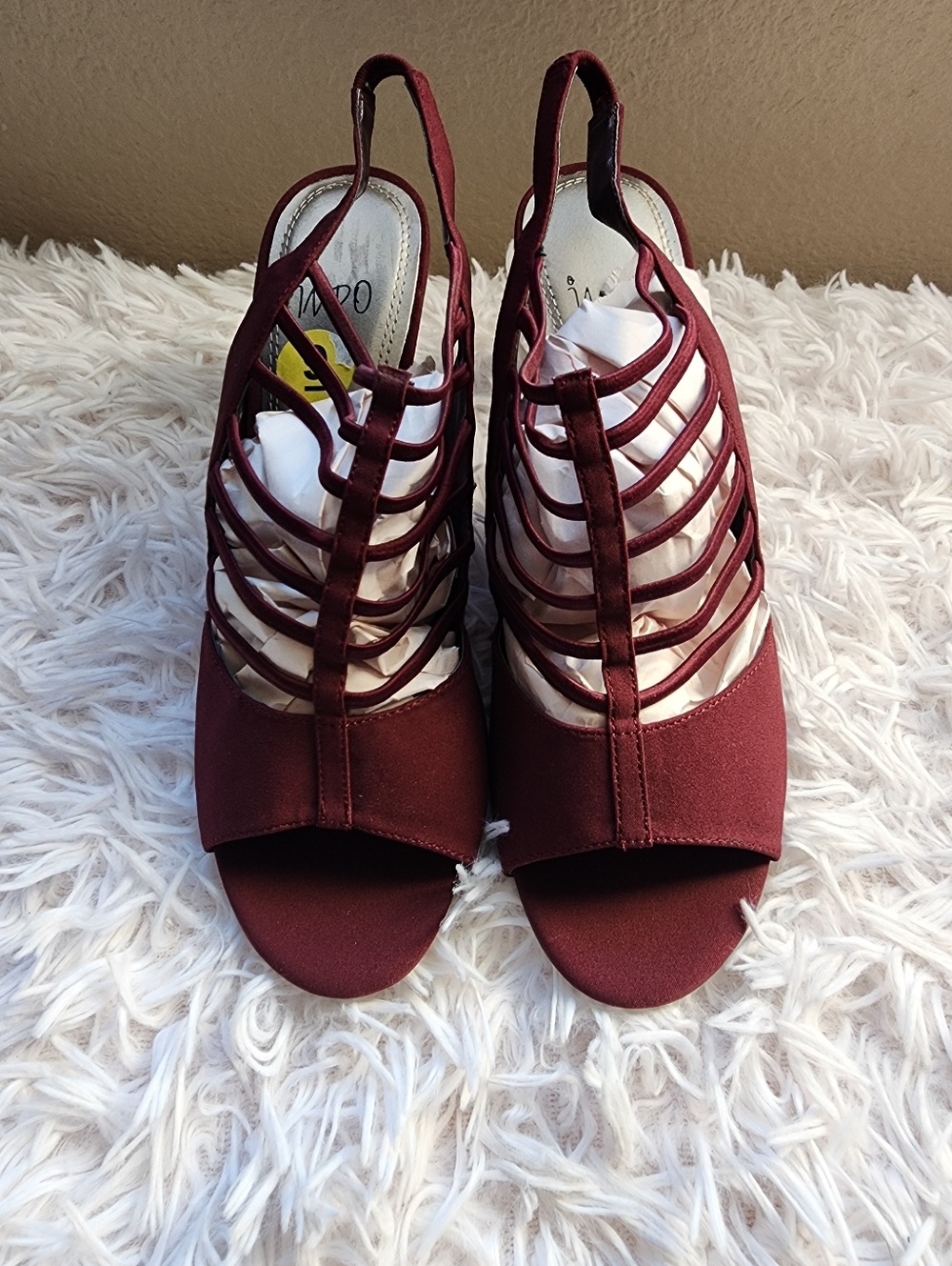 Women’s Strappy Slingback Heels in Burgundy - Picture 3 of 6